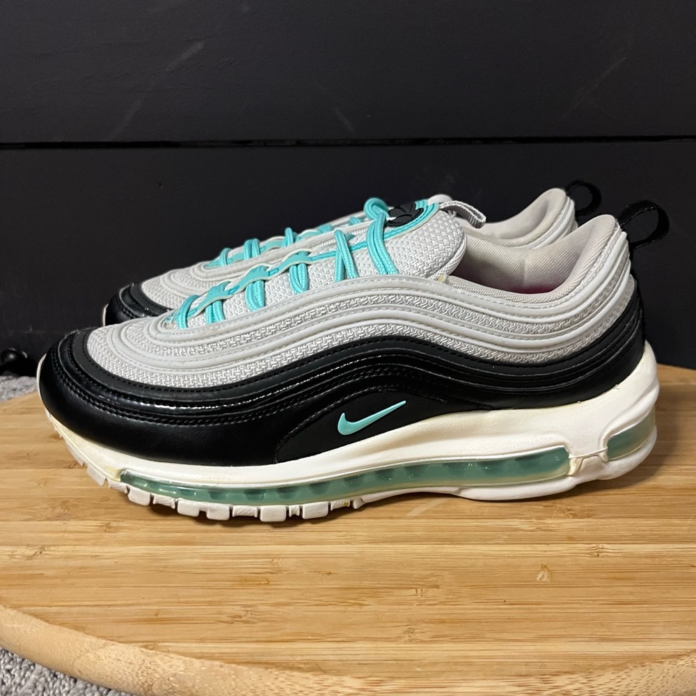 NIKE AIR MAX 97 PURE PLATINUM AURORA GREEN WOMEN SIZE 9